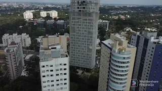 Prédio Giratório Em Curitiba