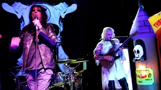 JOHN 5  with ALICE COOPER   Foxy Lady  Schools Out   Club Red Mesa 2019