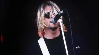 Kurt Cobain being iconic