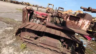 Soon to be Lost Classic world war 2 vehicles. Plus Plant vehicles #urbex #explore '#RAFBase