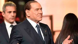 Italie : la "petite surprise" de Berlusconi