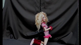 Acrobatic marionette