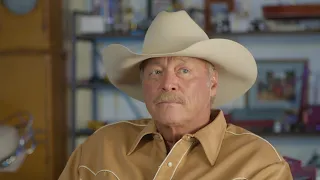 Alan Jackson - "The Older I Get" (Behind The Song)