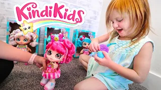 PRETEND PLAY with MOM!! Shopping Routine with my new Kindi Kids toys!