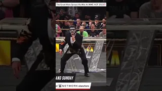 The Great Muta Sprays His Mist At WWE Hall Of Fame Ceremony! #greatmuta #wwehalloffame #wrestlemania