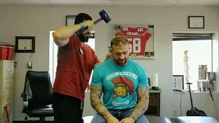 Bodybuilder gets his shoulders fixed by HAMMERS (Chiropractic adjustment)