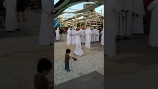Танец на празднике National Day 2018 в Шардже (ОАЭ)