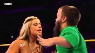 WWE NXT - Kissing Contest