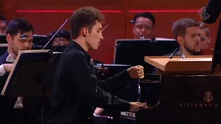 Valentin Malinin - Scriabin Piano Concerto in F-sharp minor, Op. 20