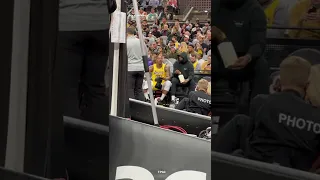 LeBron James Eats Popcorn While Sitting on the Lakers Bench 🤣