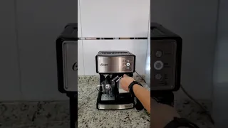 Demo funcionamiento de cafetera Oster Prima latte
