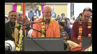 Glorification of HH Gopal Krsna Gosvami Maharaj by HH Indradyumna Swami - Beyond call of Duty