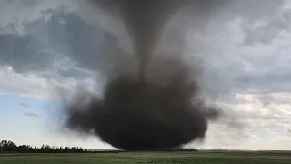 EF4 tornado near Didsbury, Alberta - July 1, 2023