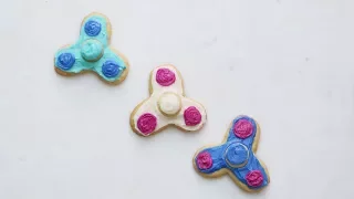 Foodstirs™ Fidget Spinner Sugar Cookie Recipe