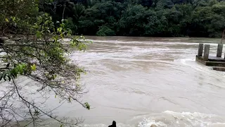 El río guayabero en su máxima creciente, sector raudal