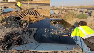 Unclogging Trash Racks On Irrigation Ditches