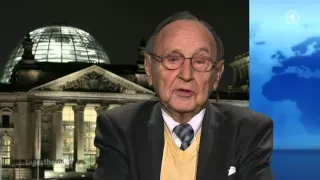 Hans-Dietrich Genscher nach dem Empfang von Chodorkowski am Flughafen (20.12.2013)