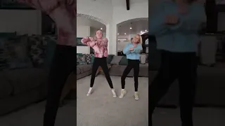 TikTok Dances Payton Delu & Jazzy Skye