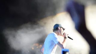 Enrique iglesias in Baku on stage (Be with you,Tired of being sorry)