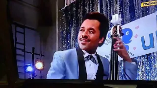 Escena de Rock and Roll de la pelicula Volver al Futuro. El baile de  recepción.