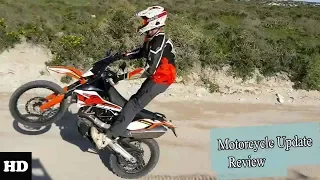 Look KTM Duke 690, 690 Enduro and 690 Supermoto in Action Performance Review l Motorcycle Update