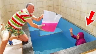 Slime PRANK! İn The Pool Terrible JOKE & Kocaman Kova Dolusu Slime Kerem Kafasına Çaktık