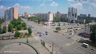 В Челябинске машина скорой помощи с беременной женщиной попала в ДТП