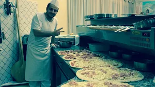 UNA DECINA DI PIZZE AL METRO “PIZZAIOLO MARIO PETROLO”