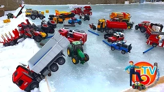 BRUDER TOYS 30 Cars, Truck and Tractors mass accident on the ice