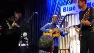 Earl Klugh - Living Inside Your Love - The Blue Note, NYC - August 12, 2014