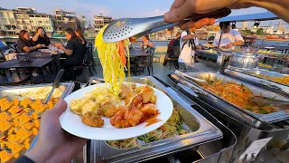 $40 All-You-Can-Eat Dinner Buffet River Cruise in Bangkok