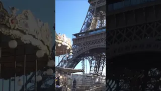 Experience the Beauty of the Eiffel Tower in 60 Seconds