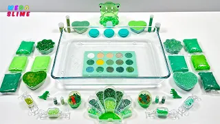 GREEN SLIME Mixing!!! Mixing glitter, makeup and charms into CLEAR Slime!!!