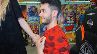 TheGrefg SE BESA CON SU NOVIA EN DIRECTO!