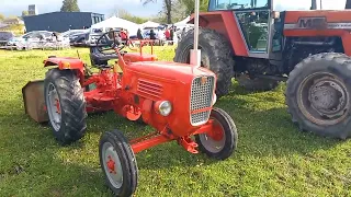 la passion des tracteurs à  Saint Georges d'Aunay