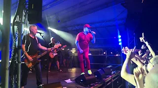 The Vandals - I Have A Date live in Milan 2018