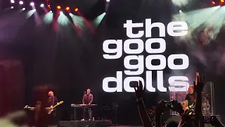 Goo Goo Dolls - Iris [Live at Bangalore, India]