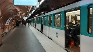 Les MP59 dans toutes les station de la ligne 11 du métro Parisien