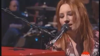 Tori Amos - Crucify - Scarlet Sessions 2002