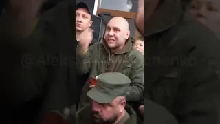 Военное начальство записывает погибших в ряды «пропавших без вести», потом  получают из довольствие.