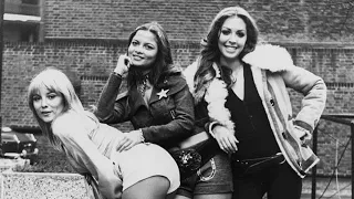 Go Girl (1972 TV Series) S01E1 Pilot (Luan Peters, Sue Shifrin, and Françoise Pascal)