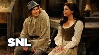 Confident Hunchback - SNL