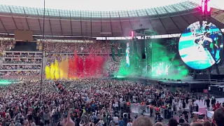 The Scientist & Viva la Vida & Hymn For The Weekend | Coldplay | Live at Olympiastadion Berlin 2022