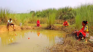 Fishing video || three lady & man catching big fish with hook in village river use small fish #video