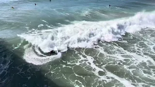 Swell hits Huntington beach