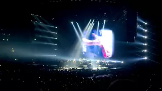 Robbie Williams - Bohemian Rhapsody @St.Petersburg 09/04/2015