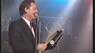 Delbert McClinton "Standing On Shaky Ground" [Live 1989]