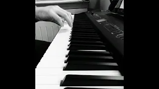 Fly me to the moon - Piano played by z1rbs