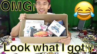 Huge Unboxing from GearBest! Fidget Spinners, Drones, Squisy Fish, Floating Globe, etc!!