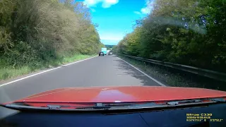 Range Rover dangerous overtake on A12 slip road